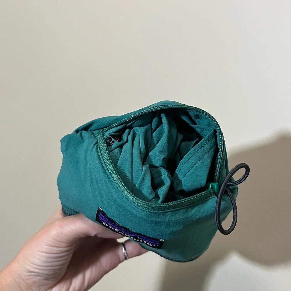 SOLD Patagonia Men’s Packable Board Shorts - Picture 6 of 14